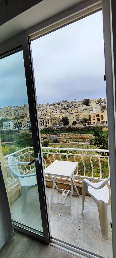 Villa Arjuza - Private Self Catering Bedrooms With Bathroom Is-Swieqi Екстер'єр фото