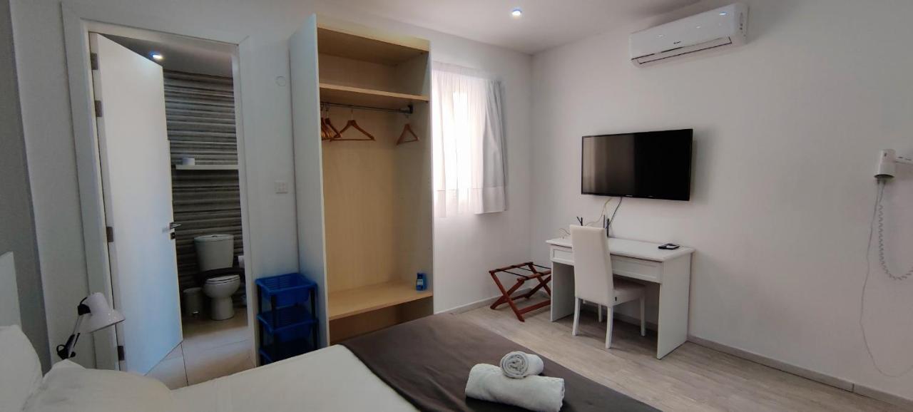 Villa Arjuza - Private Self Catering Bedrooms With Bathroom Is-Swieqi Екстер'єр фото